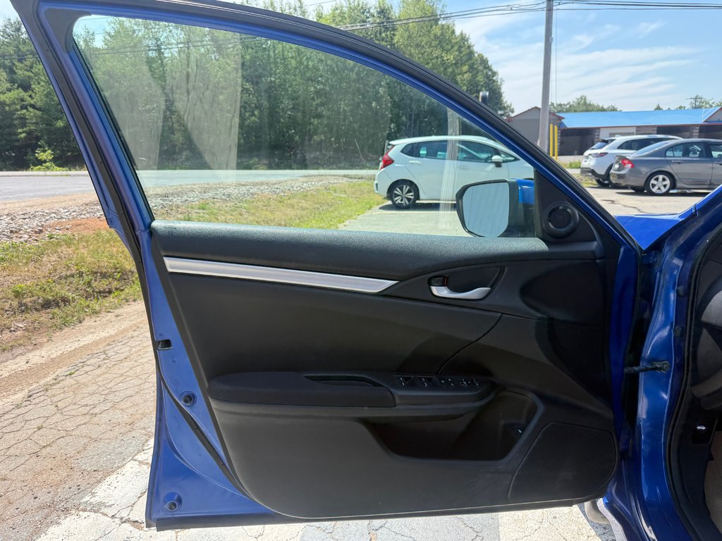 Honda CIVIC LX, keyless entry, backup camera, Bluetooth 2016 à COLDBROOK, Nouvelle-Écosse - 7 - w1024h768px