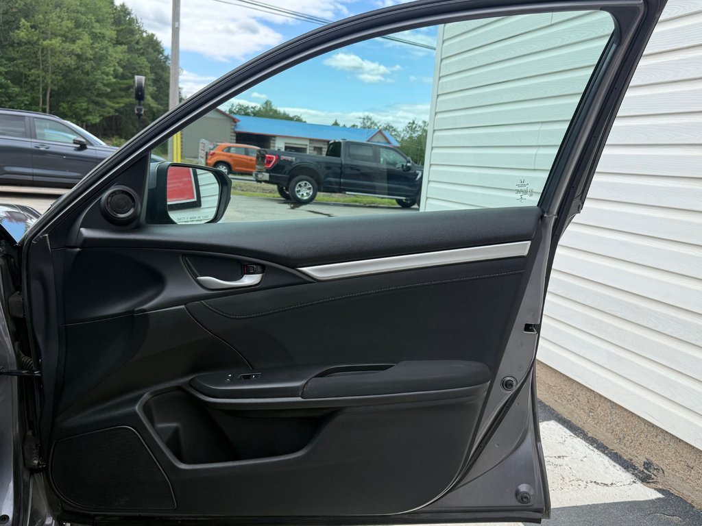 2016 Honda CIVIC EX-L, keyless entry, backup camera, Bluetooth in COLDBROOK, Nova Scotia - 19 - w1024h768px