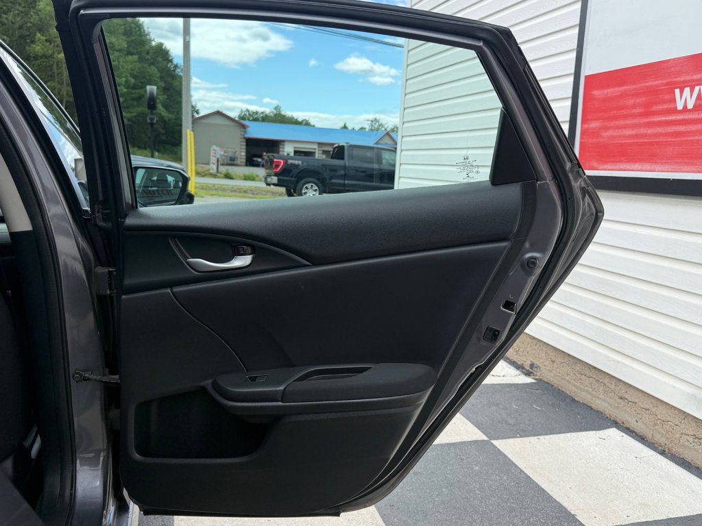 2016 Honda CIVIC EX-L, keyless entry, backup camera, Bluetooth in COLDBROOK, Nova Scotia - 17 - w1024h768px