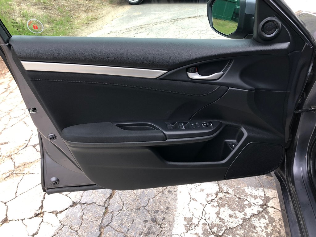 2017 Honda Civic EX - sunroof, heated seats, reverse camera, a/c in COLDBROOK, Nova Scotia - 16 - w1024h768px