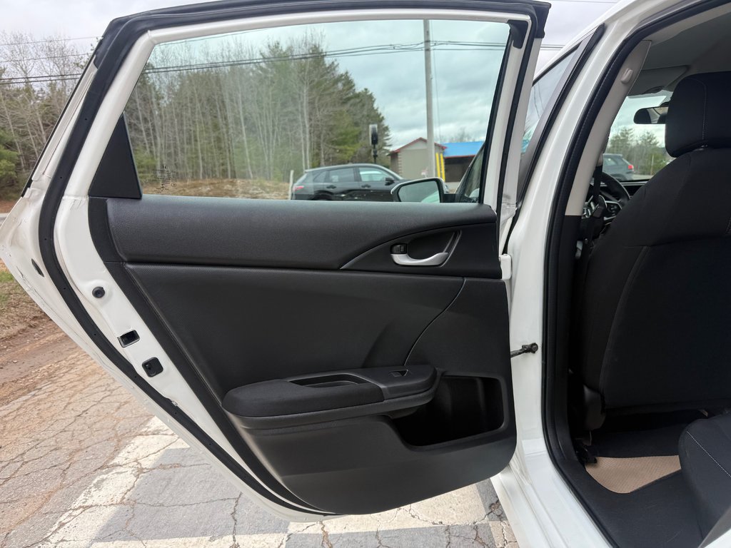 2017 Honda CIVIC LX, keyless entry, backup camera, Bluetooth in COLDBROOK, Nova Scotia - 13 - w1024h768px