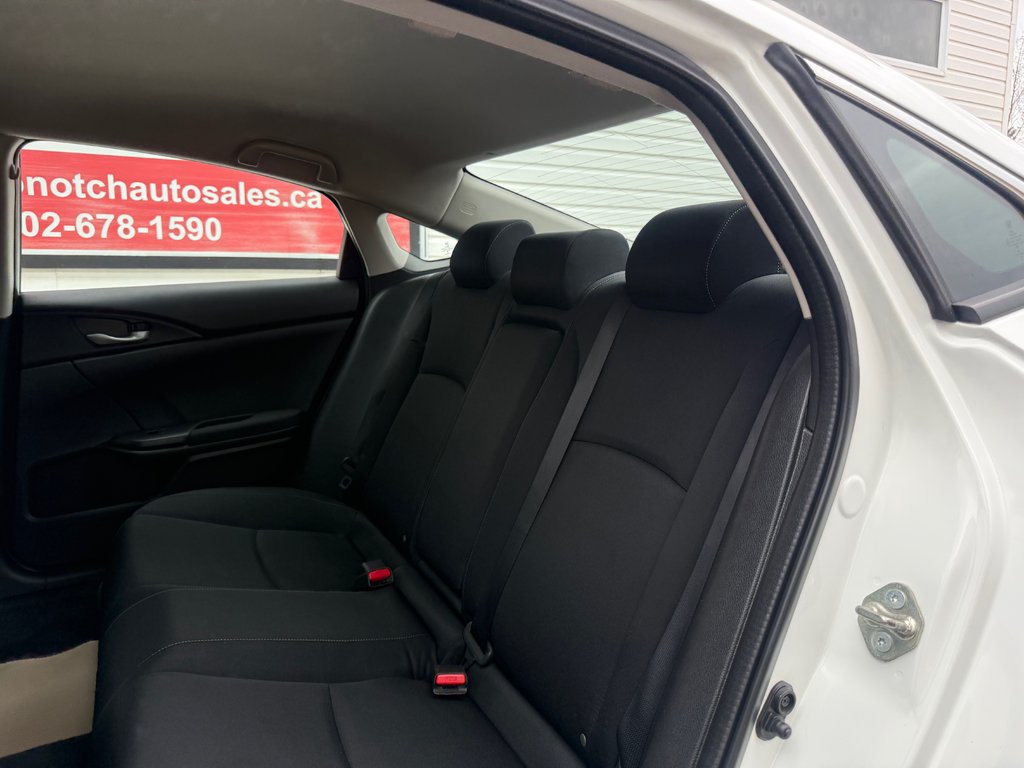 2017 Honda CIVIC LX, keyless entry, backup camera, Bluetooth in COLDBROOK, Nova Scotia - 14 - w1024h768px