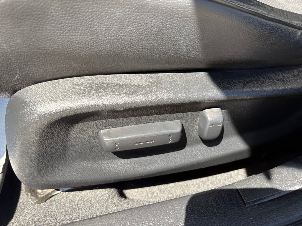 2018 Honda Civic Touring - sunroof, power seats, reverse camera in COLDBROOK, Nova Scotia - 19 - w1024h768px