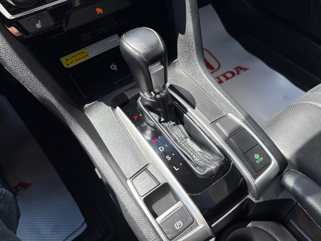 2018 Honda Civic Touring - sunroof, power seats, reverse camera in COLDBROOK, Nova Scotia - 15 - w1024h768px