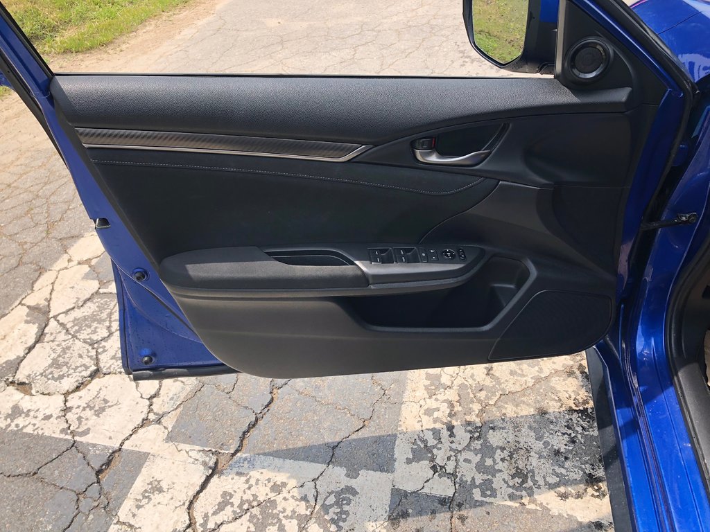 2019 Honda Civic Sport - sunroof, lane assist, reverse camera, a/c in Kentville, Nova Scotia - 15 - w1024h768px