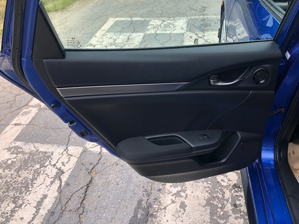 2019 Honda Civic Sport - sunroof, lane assist, reverse camera, a/c in Kentville, Nova Scotia - 18 - w1024h768px