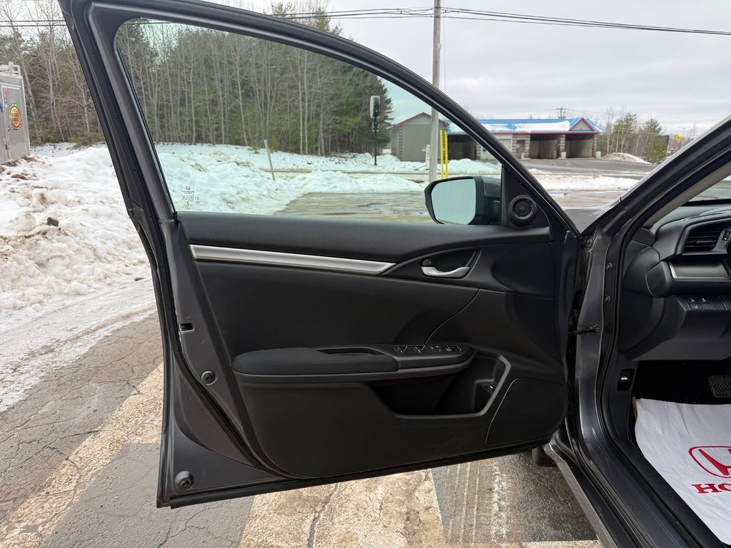 2019 Honda CIVIC LX, keyless entry, backup camera, Bluetooth in COLDBROOK, Nova Scotia - 7 - w1024h768px