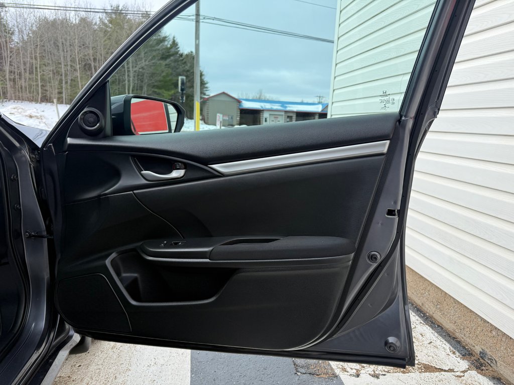 2019 Honda CIVIC LX, keyless entry, backup camera, Bluetooth in COLDBROOK, Nova Scotia - 18 - w1024h768px