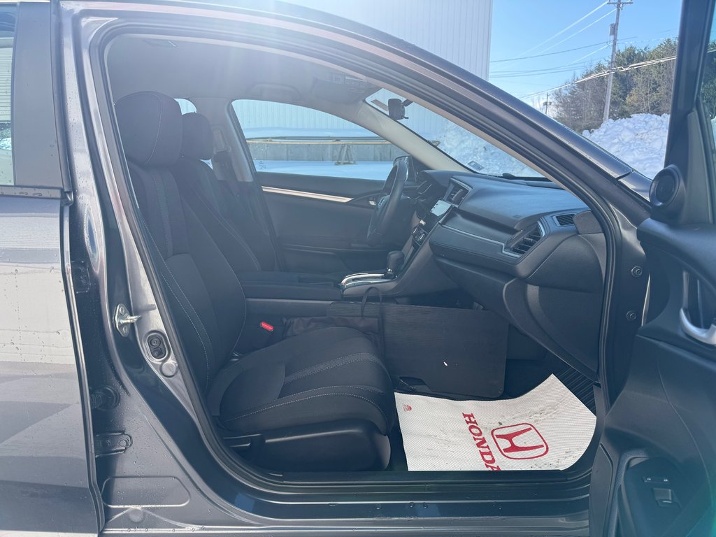 2019 Honda CIVIC LX, keyless entry, backup camera, Bluetooth in COLDBROOK, Nova Scotia - 19 - w1024h768px