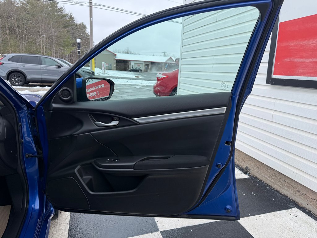 Honda CIVIC LX, keyless entry, backup camera, Bluetooth 2019 à Kentville, Nouvelle-Écosse - 19 - w1024h768px