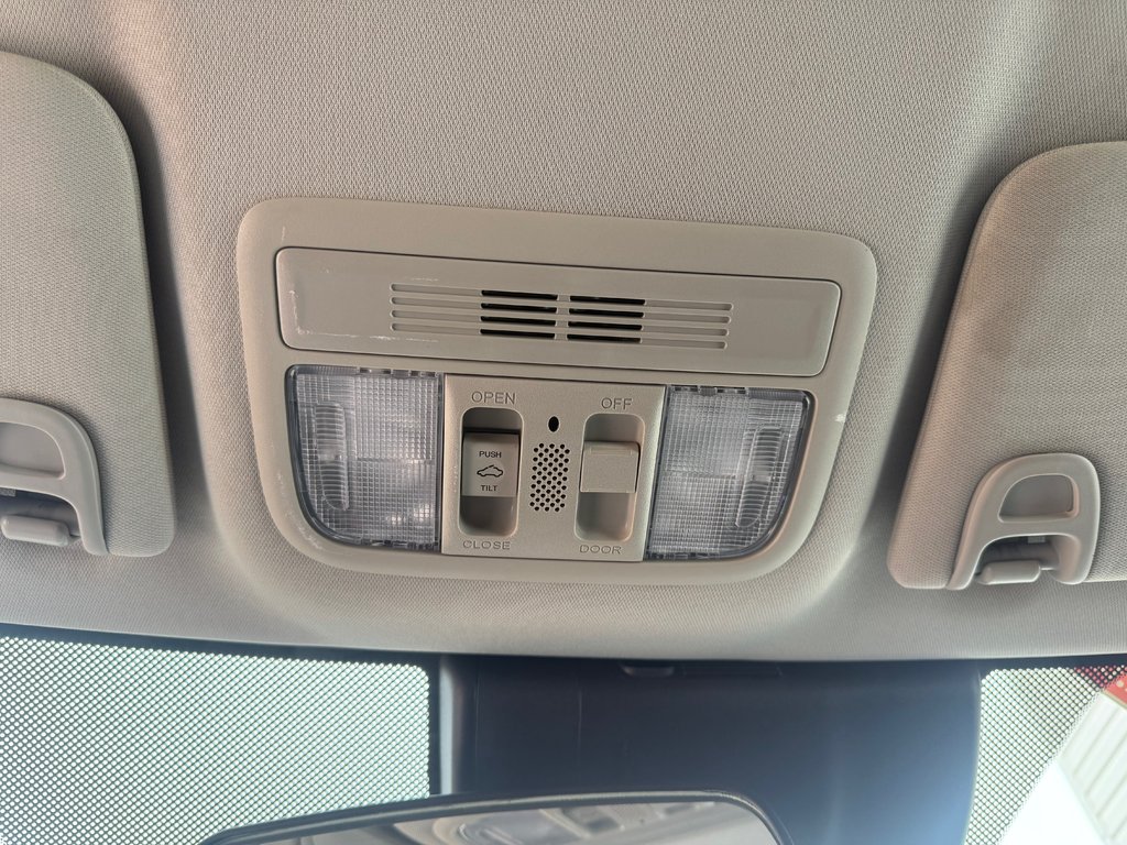 Honda CIVIC EX-L, keyless entry, backup camera, Bluetooth 2019 à Kentville, Nouvelle-Écosse - 13 - w1024h768px