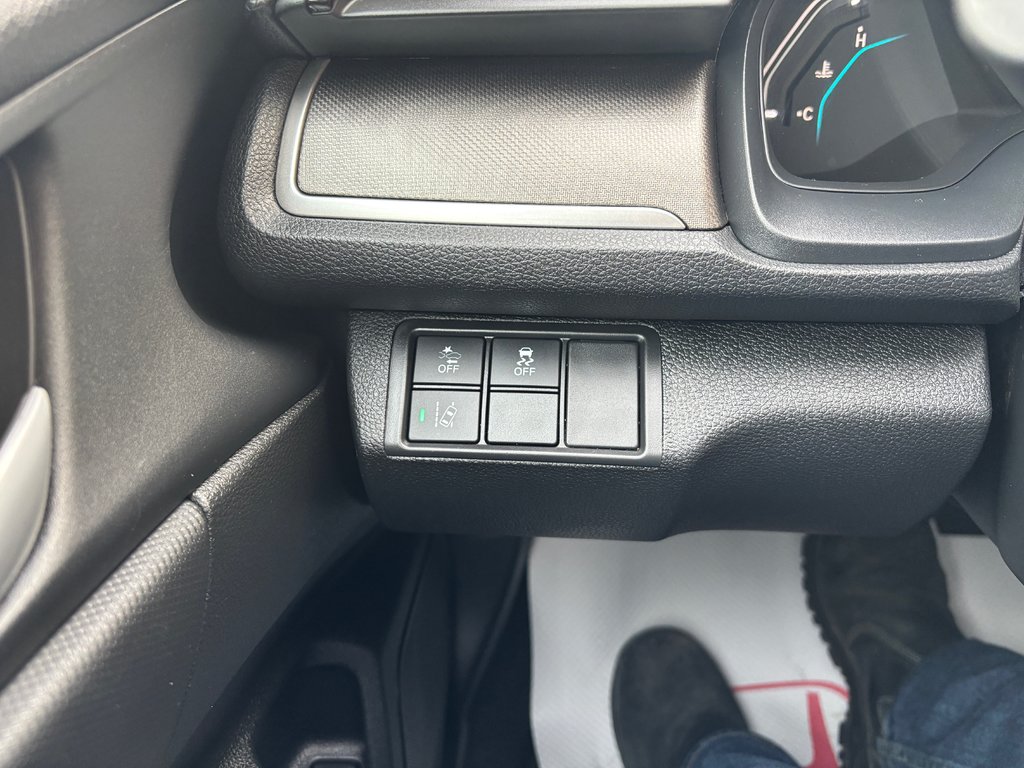 2020  Civic LX - reverse camera, heated seats, heated mirrors in COLDBROOK, Nova Scotia - 8 - w1024h768px