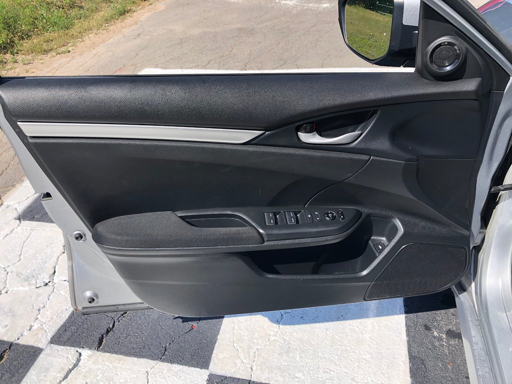 2020 Honda Civic LX - reverse camera, hands free, cruise control in COLDBROOK, Nova Scotia - 15 - w1024h768px