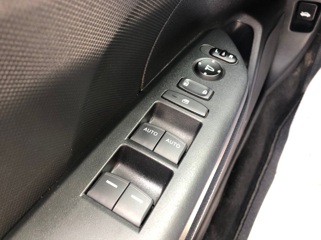 2020 Honda Civic LX - reverse camera, hands free, cruise control in Kentville, Nova Scotia - 7 - w1024h768px