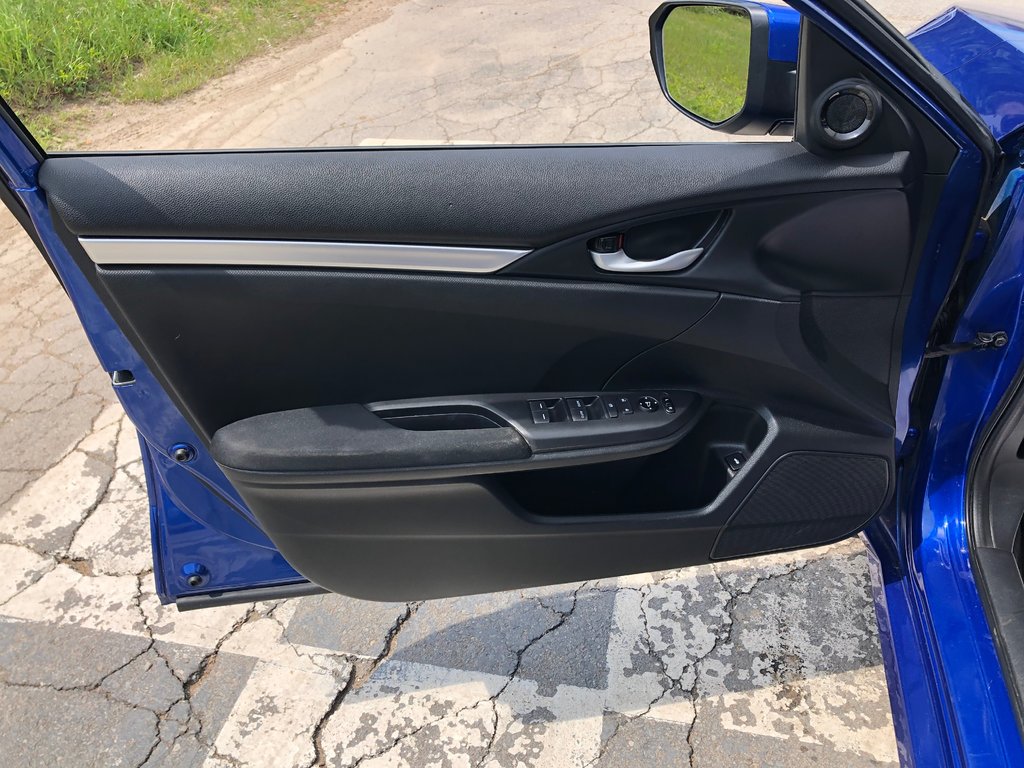 2020 Honda Civic LX - reverse camera, hands free, cruise control in Kentville, Nova Scotia - 14 - w1024h768px