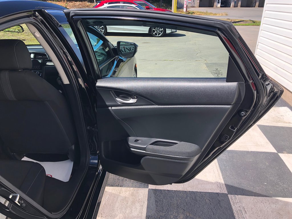 2020 Honda Civic LX - Manual, Reverse Camera, Heated Seats in COLDBROOK, Nova Scotia - 18 - w1024h768px