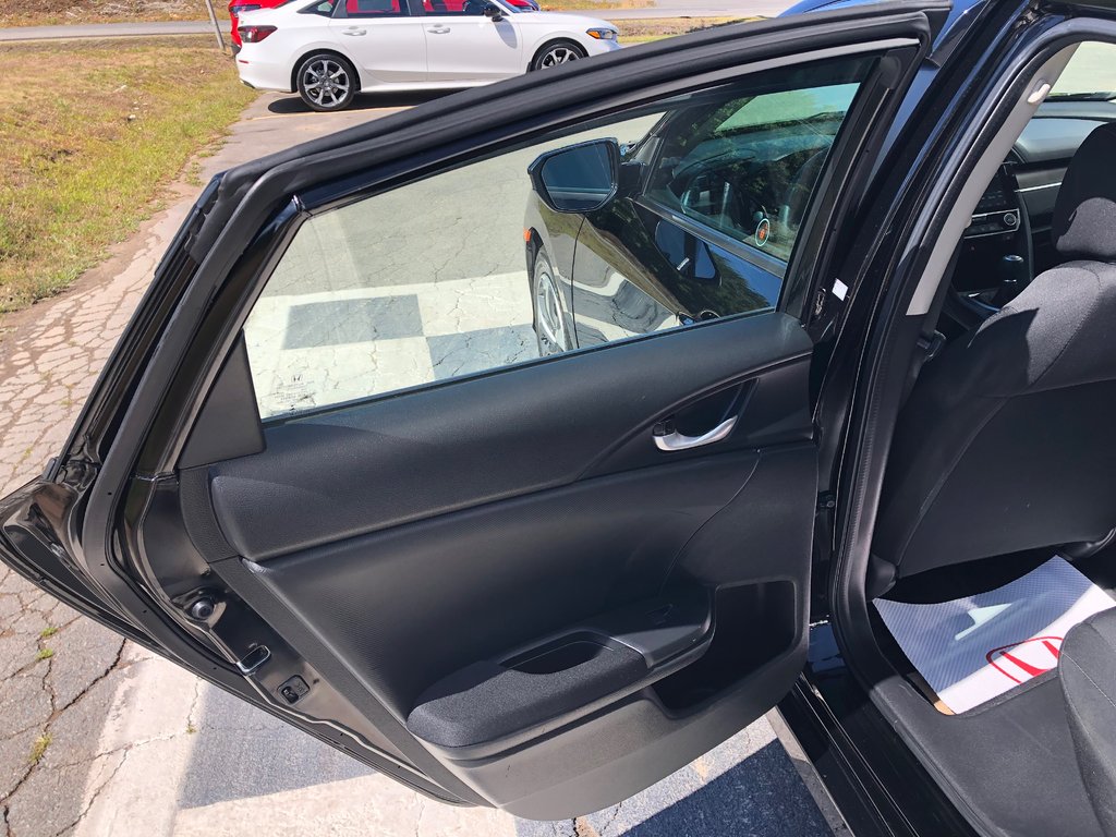 2020 Honda Civic LX - Manual, Reverse Camera, Heated Seats in COLDBROOK, Nova Scotia - 15 - w1024h768px