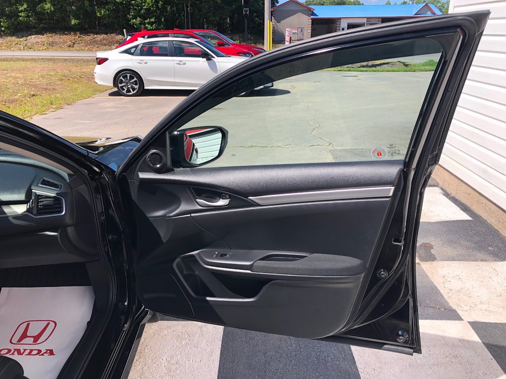 2020 Honda Civic LX - Manual, Reverse Camera, Heated Seats in COLDBROOK, Nova Scotia - 19 - w1024h768px