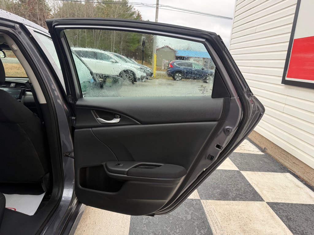 2020 Honda CIVIC LX, keyless entry, heated seats in COLDBROOK, Nova Scotia - 17 - w1024h768px