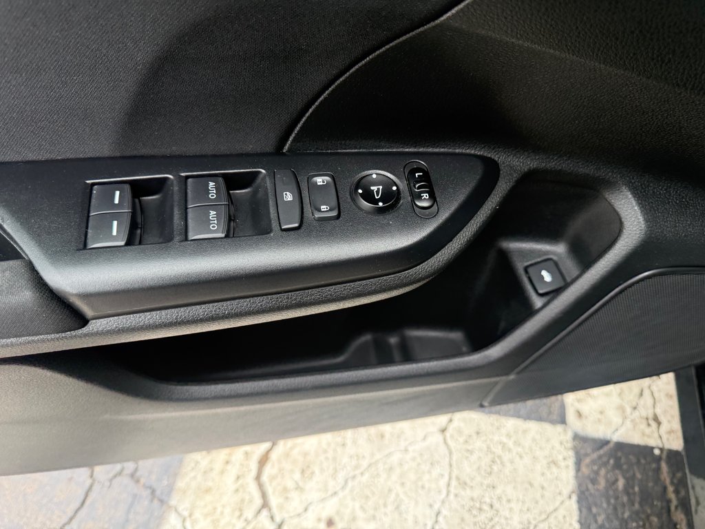 2020 Honda CIVIC EX w/New Wheel Design, remote start, backup camera in Kentville, Nova Scotia - 8 - w1024h768px