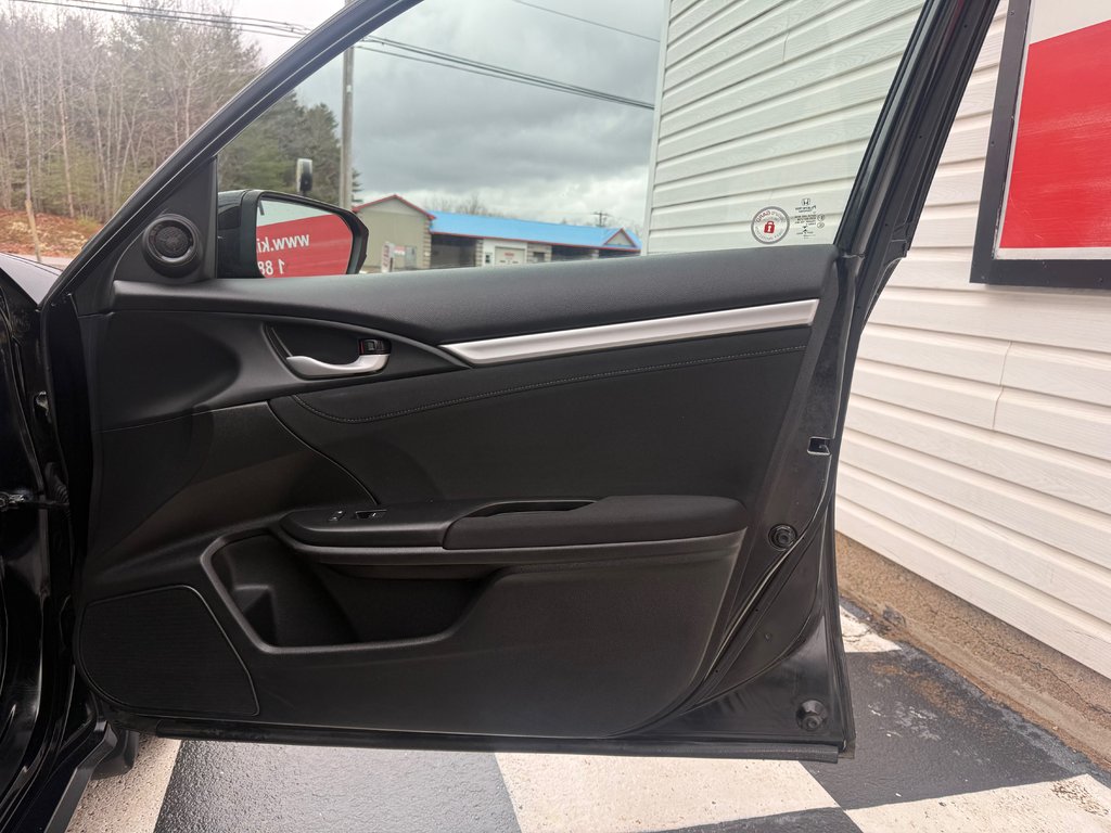 2020 Honda CIVIC EX w/New Wheel Design, remote start, backup camera in Kentville, Nova Scotia - 19 - w1024h768px