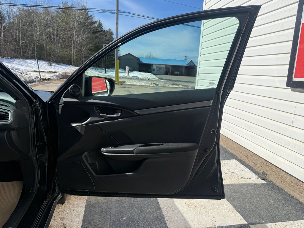 Honda CIVIC LX HATCHBACK, keyless entry, backup camera, BT 2020 à Kentville, Nouvelle-Écosse - 18 - w1024h768px