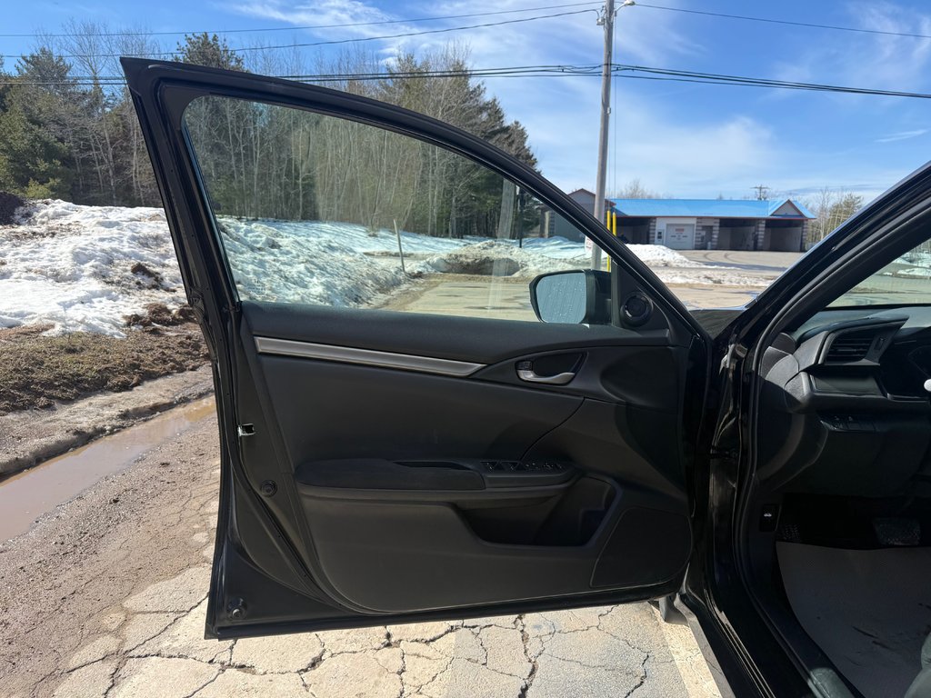 Honda CIVIC LX HATCHBACK, keyless entry, backup camera, BT 2020 à Kentville, Nouvelle-Écosse - 7 - w1024h768px