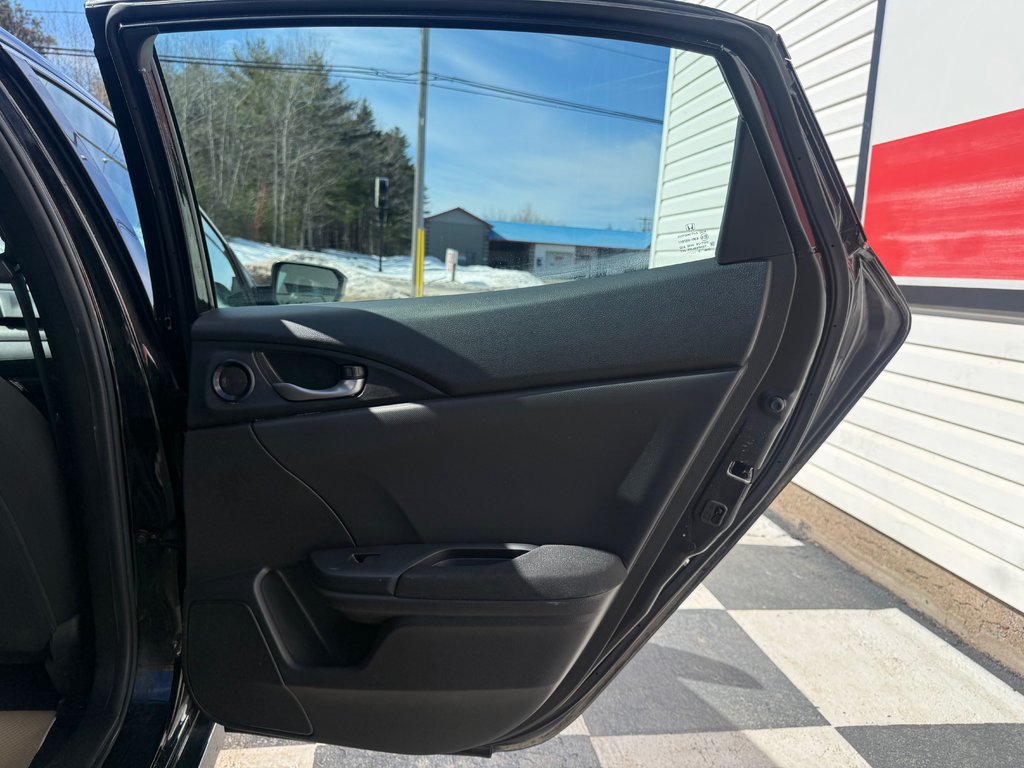 Honda CIVIC LX HATCHBACK, keyless entry, backup camera, BT 2020 à Kentville, Nouvelle-Écosse - 16 - w1024h768px