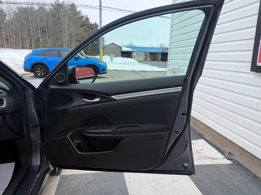 2020 Honda CIVIC LX, keyless entry, backup camera, Bluetooth in COLDBROOK, Nova Scotia - 18 - w1024h768px