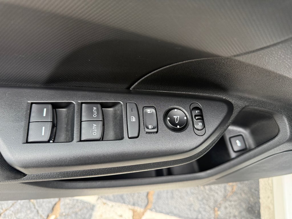 Honda CIVIC LX, keyless entry, backup camera, Bluetooth 2020 à Kentville, Nouvelle-Écosse - 8 - w1024h768px