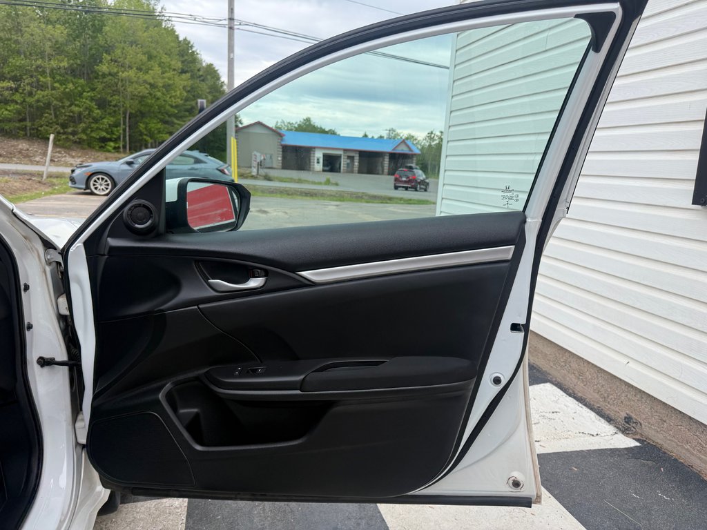Honda CIVIC LX, keyless entry, backup camera, Bluetooth 2020 à Kentville, Nouvelle-Écosse - 18 - w1024h768px