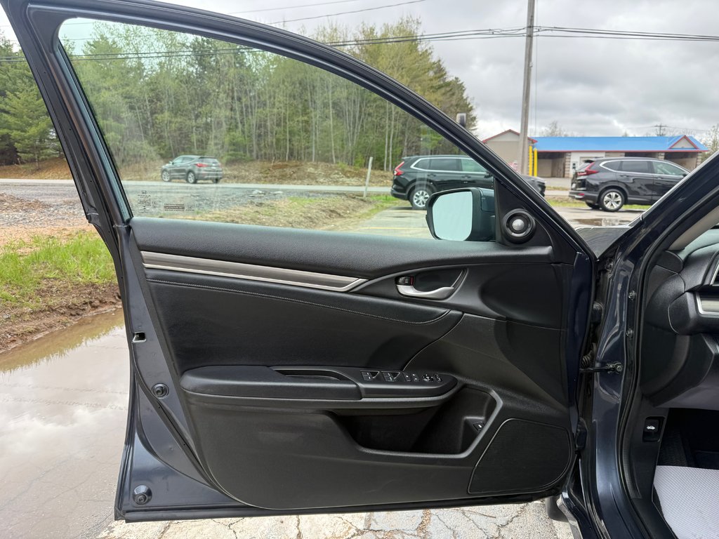 Honda CIVIC Touring, keyless entry, backup camera, Bluetooth 2021 à Kentville, Nouvelle-Écosse - 7 - w1024h768px