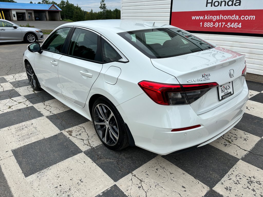 2022  Civic Touring, lane departure, acc, heated seats, a/c in COLDBROOK, Nova Scotia - 5 - w1024h768px