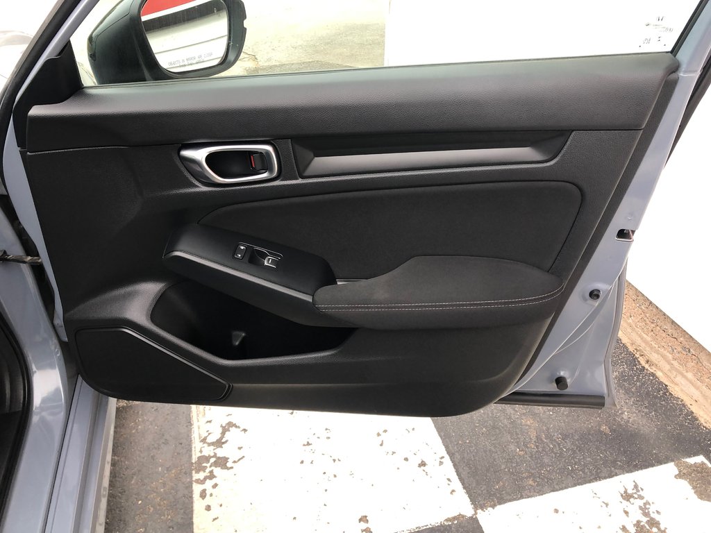 2022 Honda Civic Sport - heated seats, sunroof, hands free, cruise in Kentville, Nova Scotia - 23 - w1024h768px
