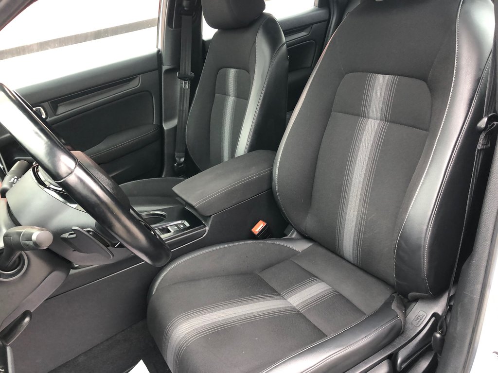 2022 Honda Civic Sport - heated seats, sunroof, hands free, cruise in Kentville, Nova Scotia - 18 - w1024h768px