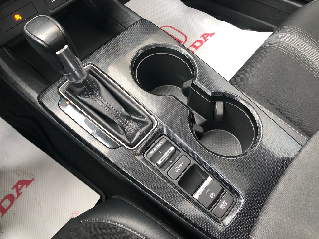 2022 Honda Civic Sport - heated seats, sunroof, hands free, cruise in Kentville, Nova Scotia - 15 - w1024h768px