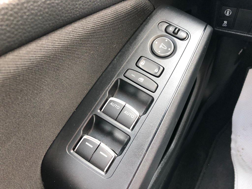 2022 Honda Civic Sport - sunroof, dual climate zones, reverse cam in Kentville, Nova Scotia - 7 - w1024h768px