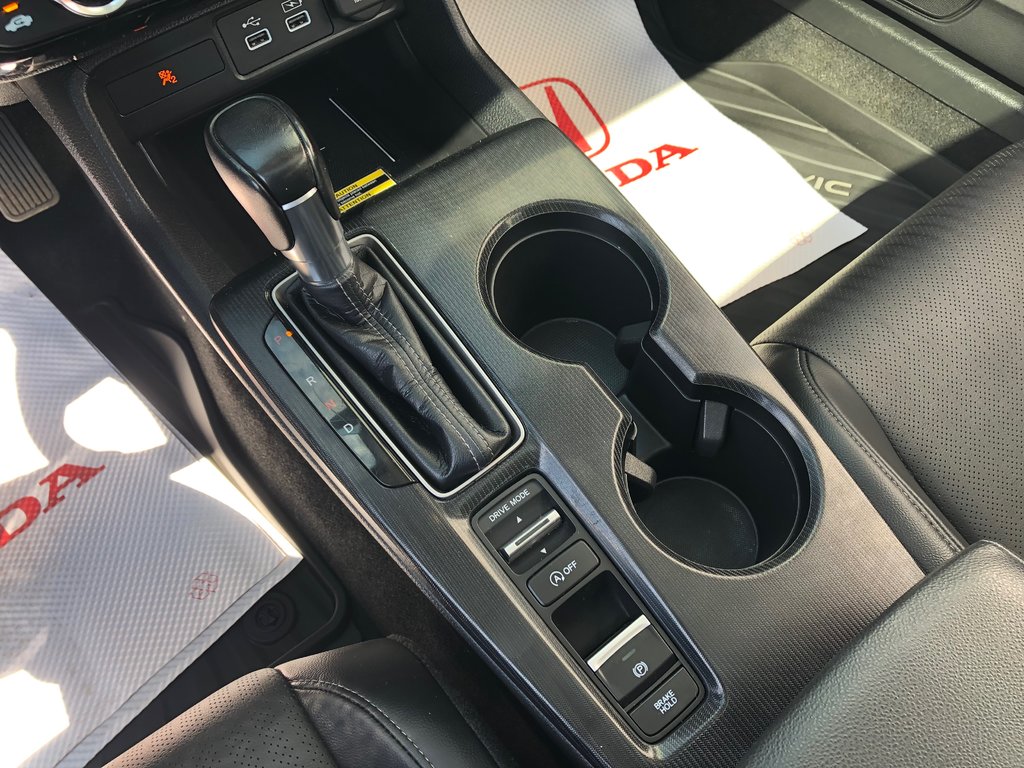 2022 Honda Civic Touring - hands free, cruise control, power seats in COLDBROOK, Nova Scotia - 14 - w1024h768px