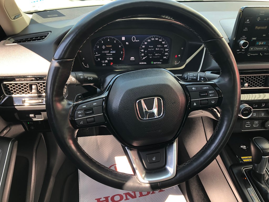 2022 Honda Civic Touring - hands free, cruise control, power seats in COLDBROOK, Nova Scotia - 9 - w1024h768px