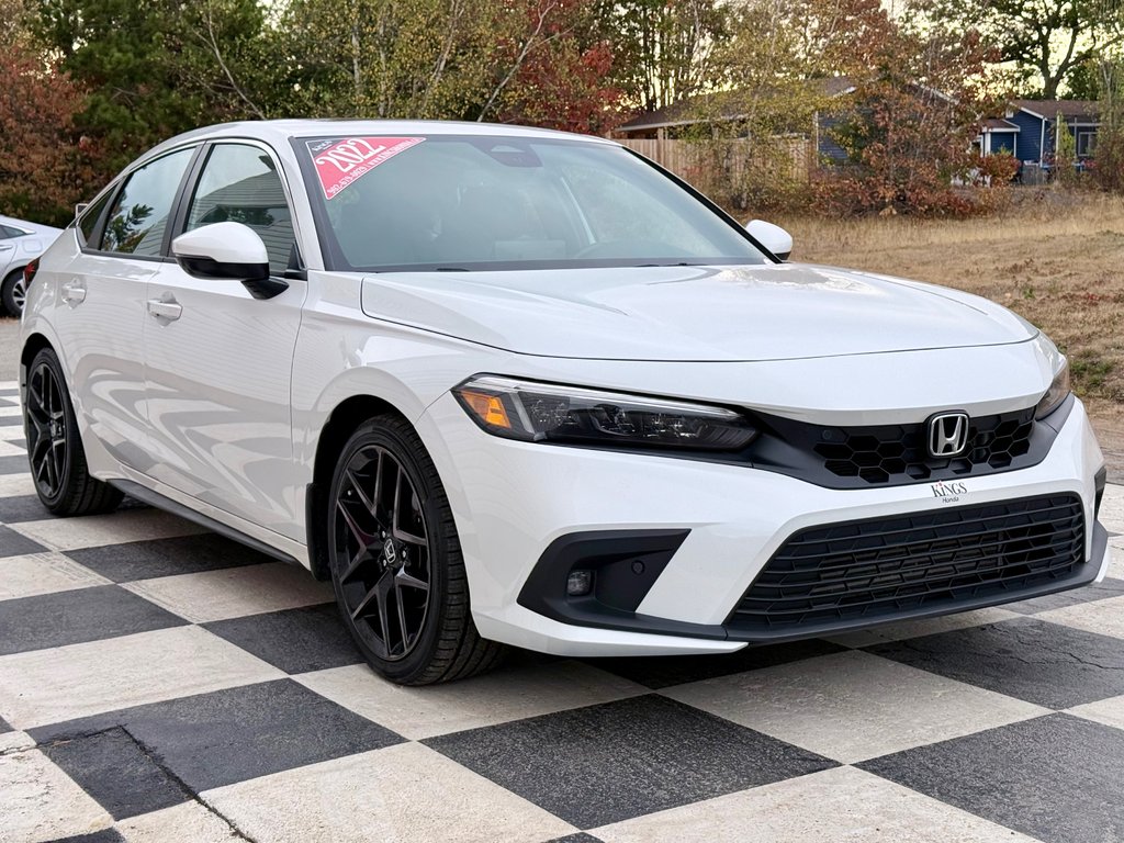 2022 Honda CIVIC Sport Touring | Power Seats, Sunroof, CarPlay in COLDBROOK, Nova Scotia - 3 - w1024h768px