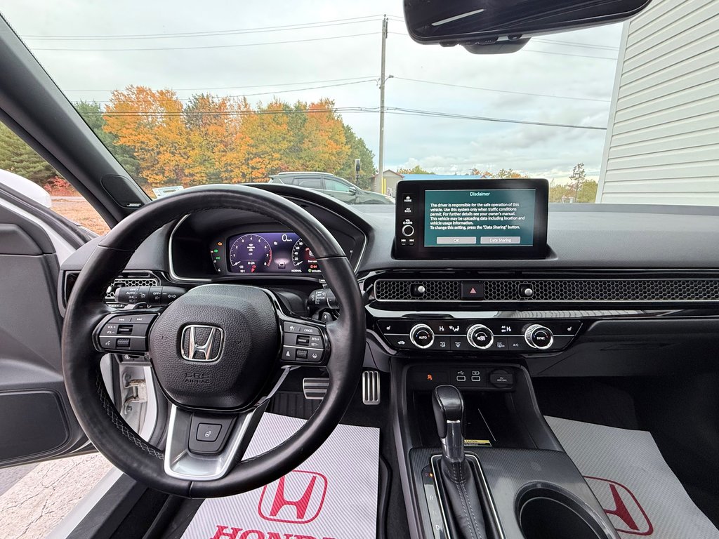 2022 Honda CIVIC Sport Touring | Power Seats, Sunroof, CarPlay in COLDBROOK, Nova Scotia - 10 - w1024h768px