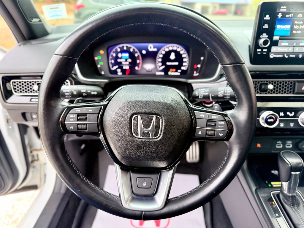 2022 Honda CIVIC Sport Touring | Power Seats, Sunroof, CarPlay in COLDBROOK, Nova Scotia - 11 - w1024h768px