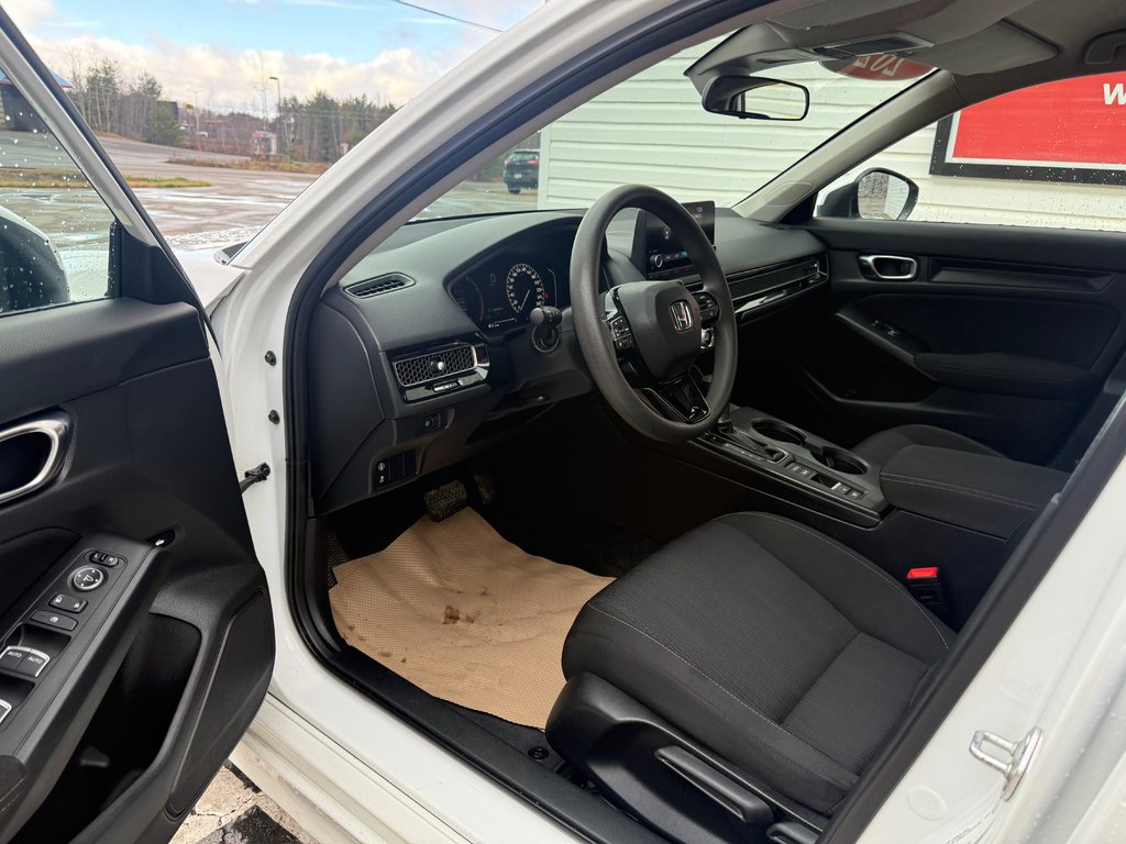 2022 Honda CIVIC LX, keyless entry, remote start, backup camera in COLDBROOK, Nova Scotia - 9 - w1024h768px