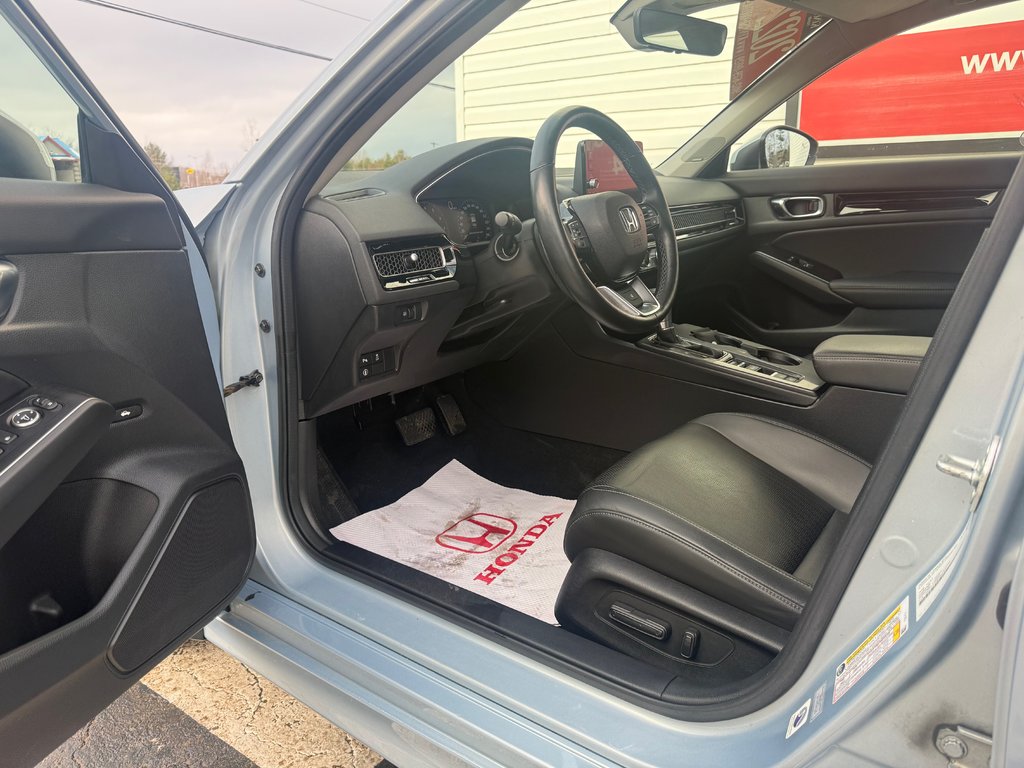 2022 Honda CIVIC Touring, Keyless entry, remote start, backup cam in Kentville, Nova Scotia - 9 - w1024h768px
