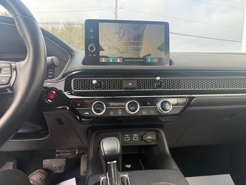 2022 Honda CIVIC Touring, Keyless entry, remote start, backup cam in Kentville, Nova Scotia - 12 - w1024h768px