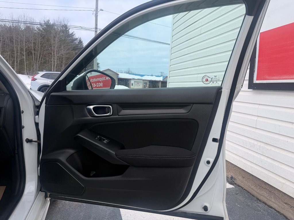 2022 Honda CIVIC LX, keyless entry, backup camera, Bluetooth in COLDBROOK, Nova Scotia - 18 - w1024h768px