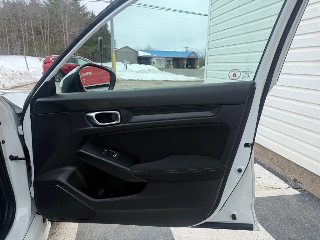 2022 Honda CIVIC LX, keyless entry, backup camera, Bluetooth in COLDBROOK, Nova Scotia - 18 - w1024h768px