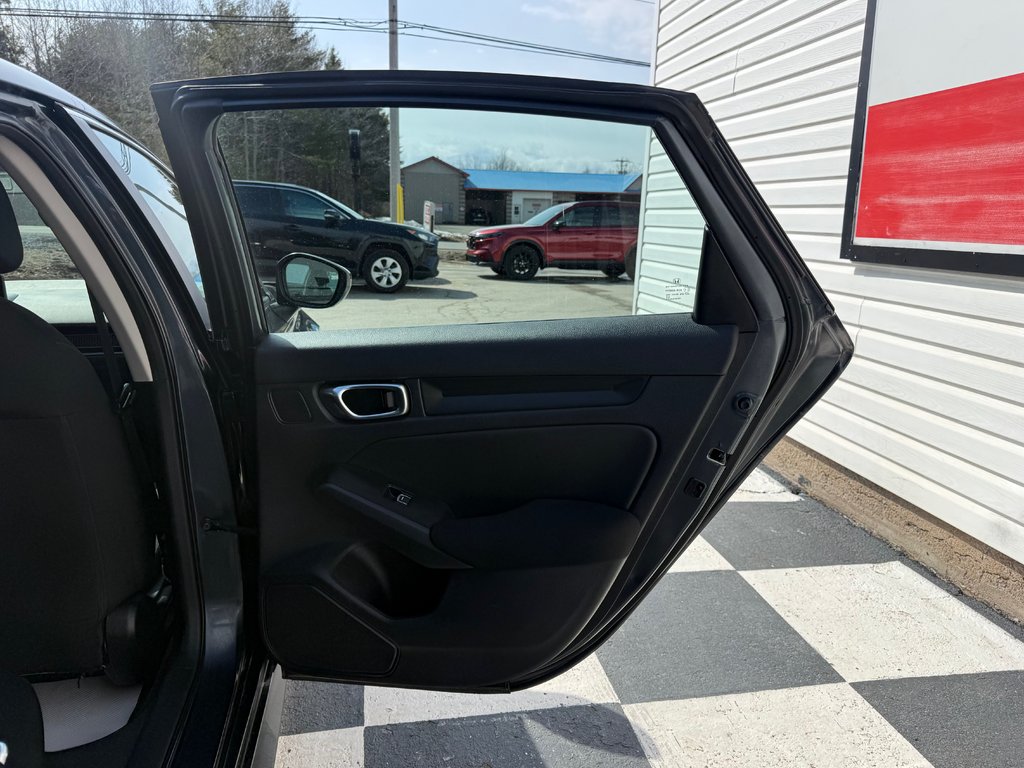 2022 Honda CIVIC LX, keyless entry, backup camera, Bluetooth in COLDBROOK, Nova Scotia - 16 - w1024h768px