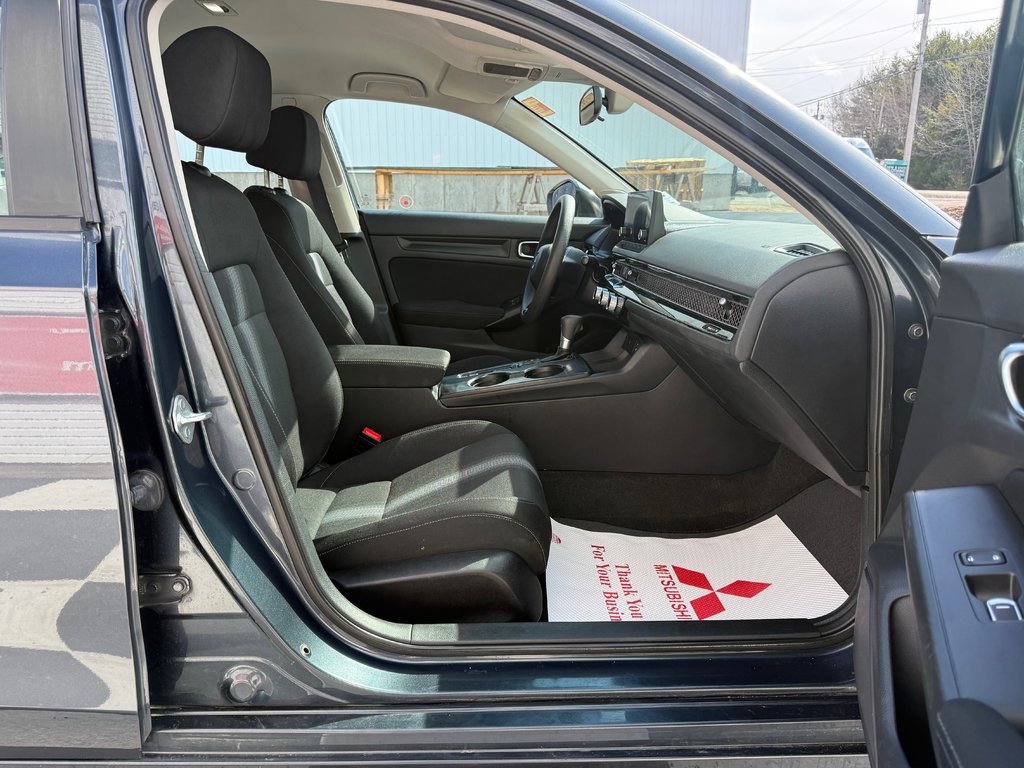 2022 Honda CIVIC LX, keyless entry, backup camera, Bluetooth in COLDBROOK, Nova Scotia - 19 - w1024h768px