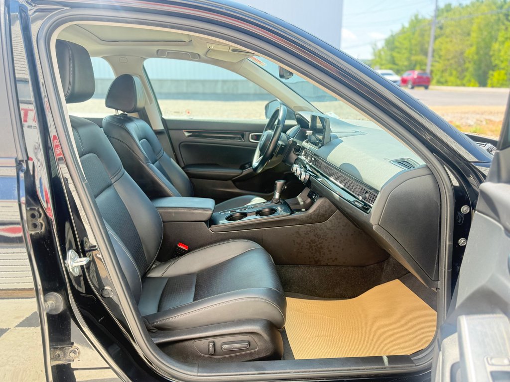 2022 Honda CIVIC Touring, keyless entry, backup camera, Bluetooth in Kentville, Nova Scotia - 20 - w1024h768px